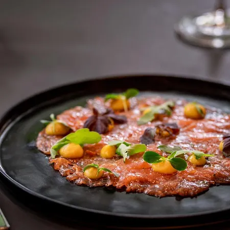 Sheraton Grand Hotel 5*