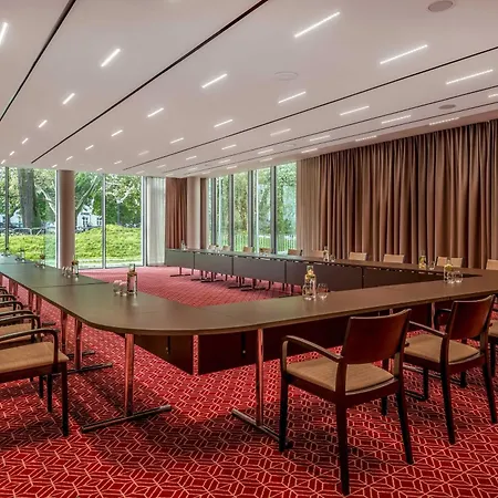 Sheraton Grand Solnohrad