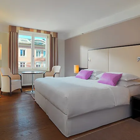Sheraton Grand Hotell 5*