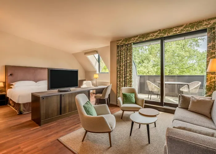 Hotel Sheraton Grand 5*