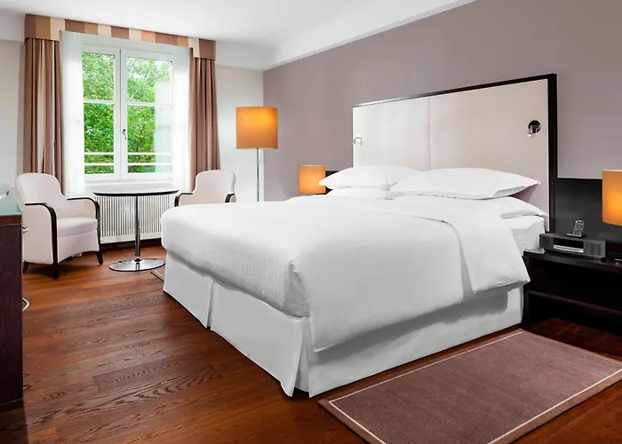 Hotel Sheraton Grand 5*